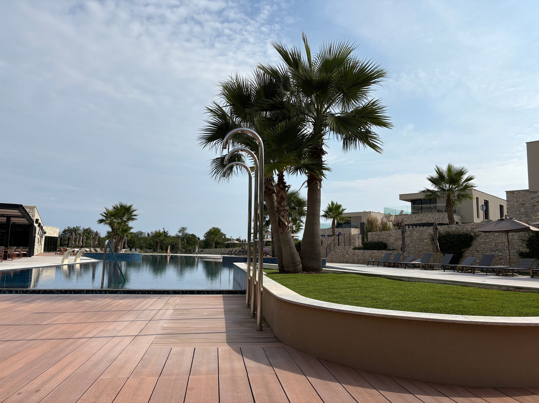 Petram Resort & Residences