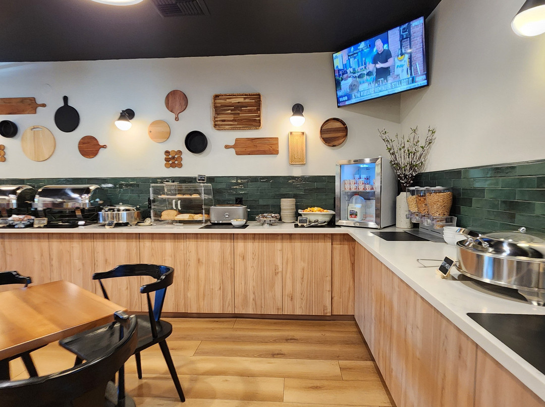 奥本恩假日酒店主图