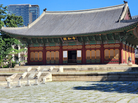 Deoksugung Palace-首尔必去景点