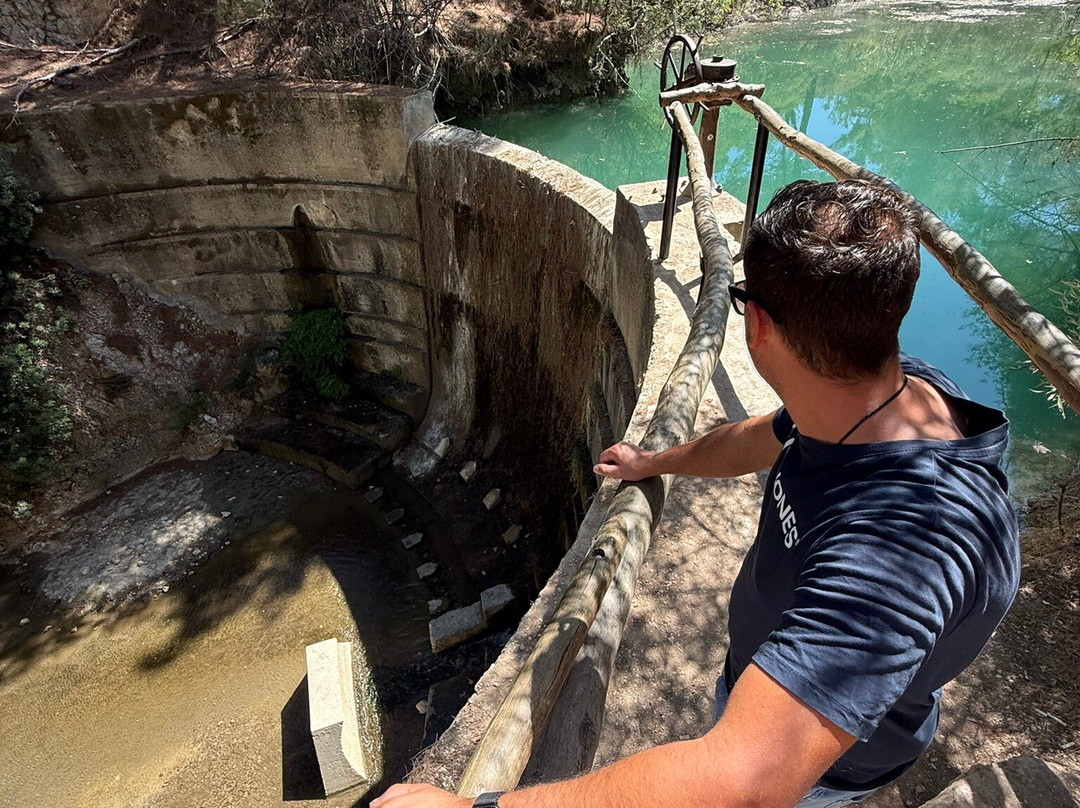 Seven Springs Tunnel-科林比亚必去景点