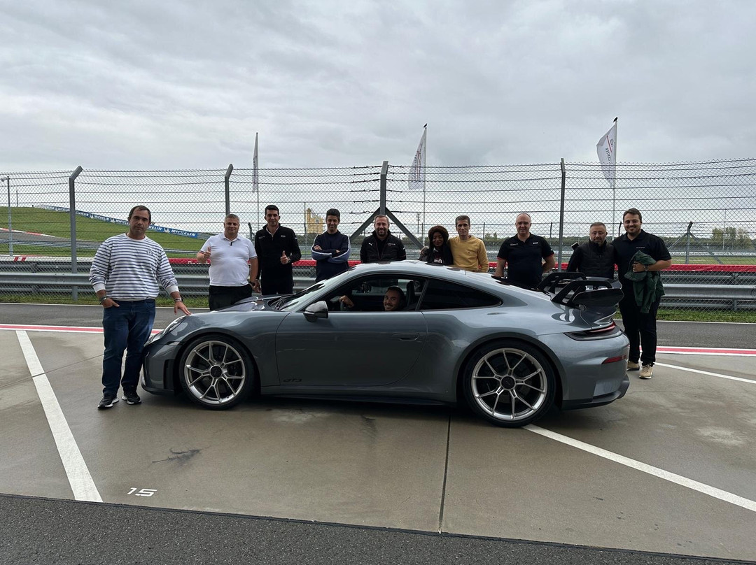 Porsche Werk Leipzig Tor 1-莱比锡必去景点