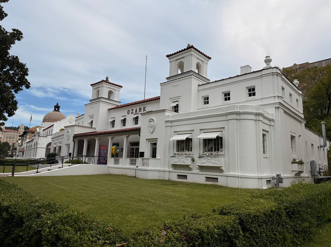 Bathhouse Row-温泉城必去景点