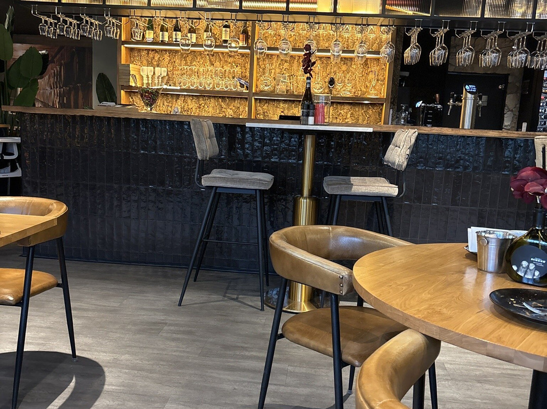 图莫斯疗养酒店主图