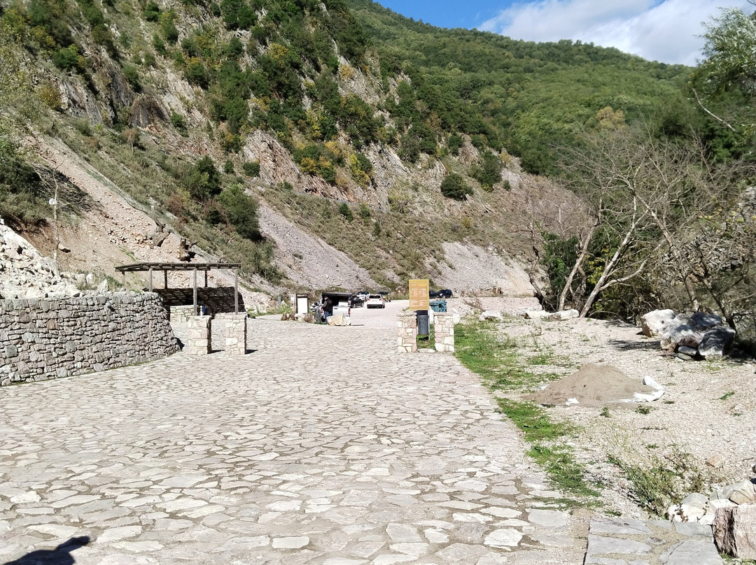 Palaiokarya’s Stone Bridge-Trikala必去景点