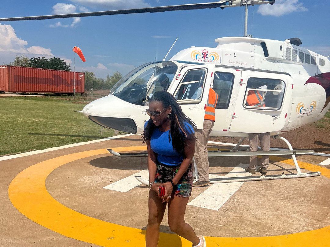 Bonisair Helicopters-维多利亚瀑布必去景点