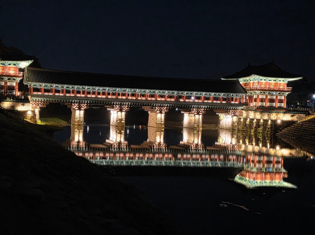 Woljeonggyo Bridge-庆州市必去景点