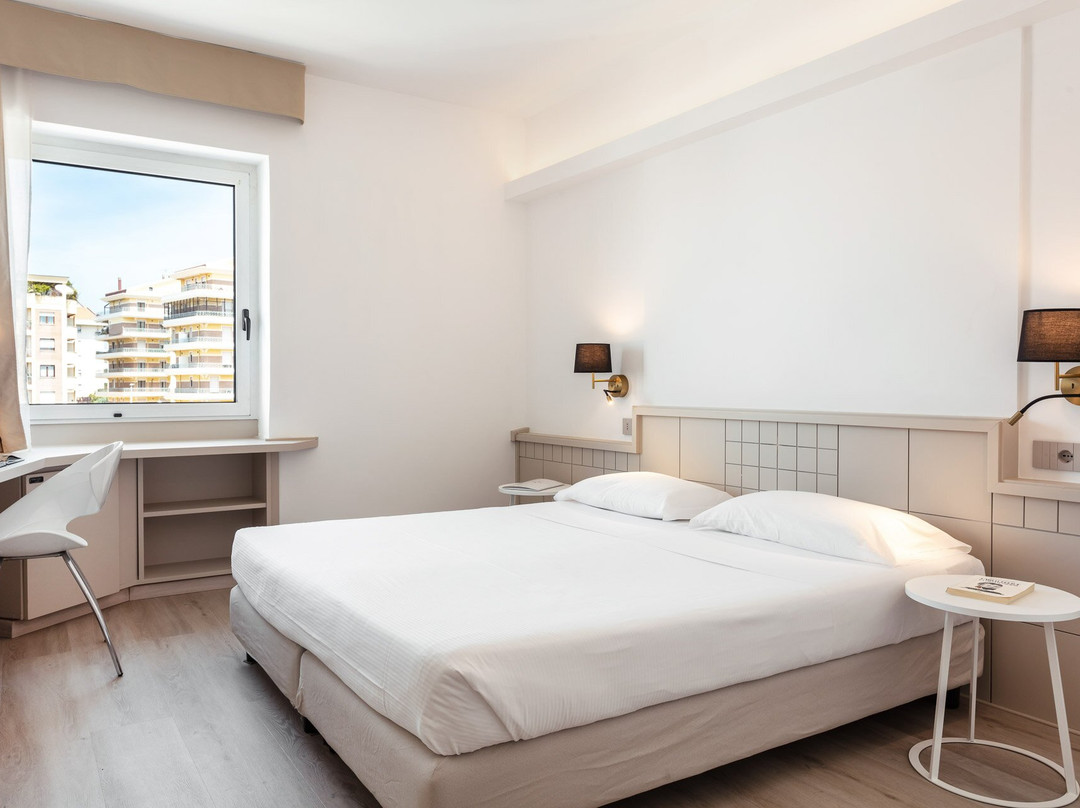 Hotel Carlo Felice主图