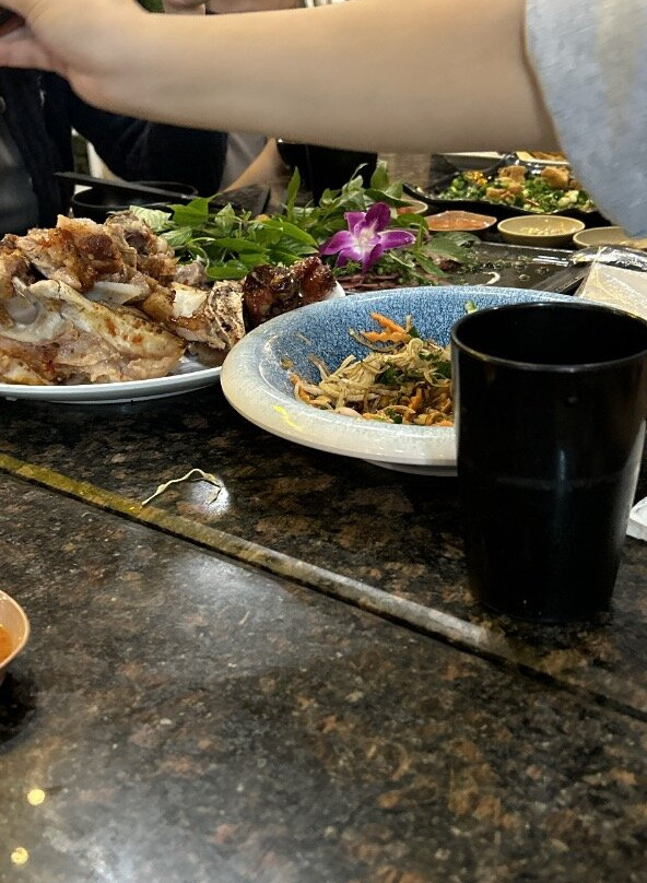 Hoa Dong Hotel主图