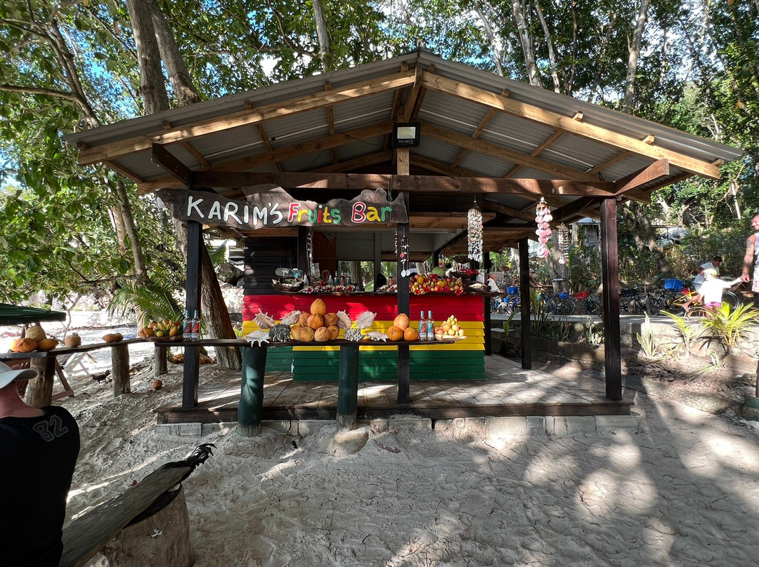 Karim's Fruits Bar-La Digue必去景点