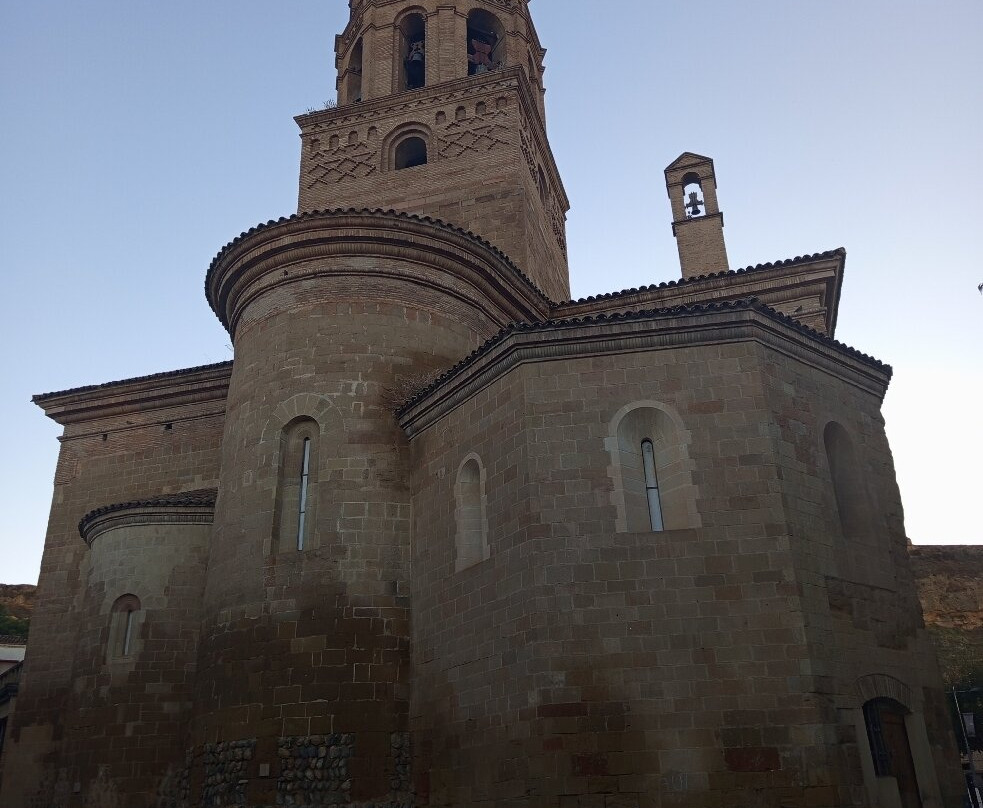 Catedral Santa Maria del Romeral-Monzon必去景点