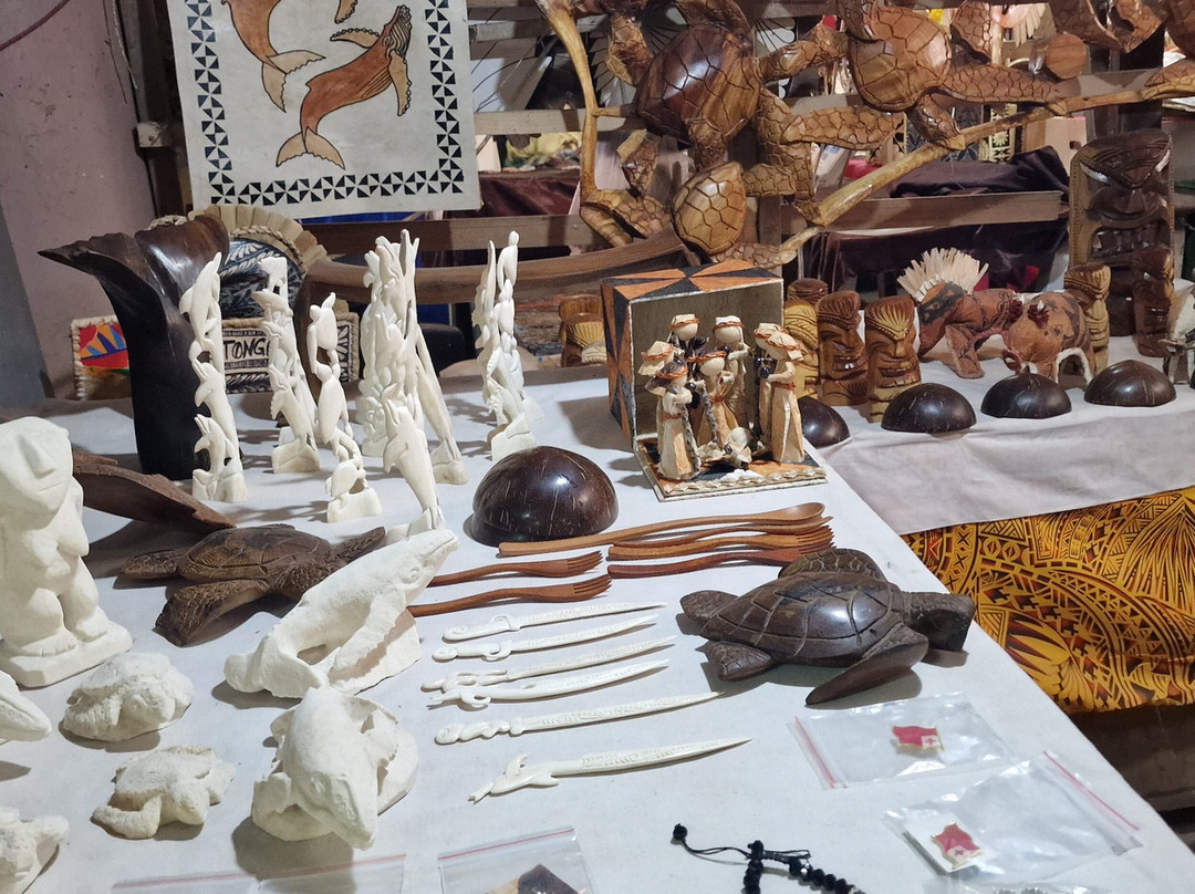 Talamahu Markets-努库阿洛法必去景点