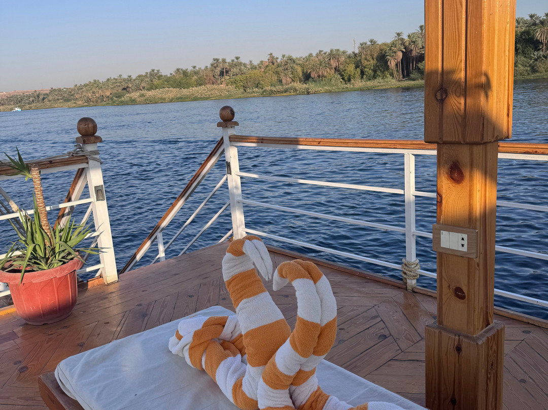 Akhnaton Dahabiya-Esna必去景点