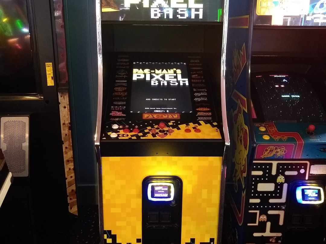 Flippers Arcade & Variety Store-Grandy必去景点