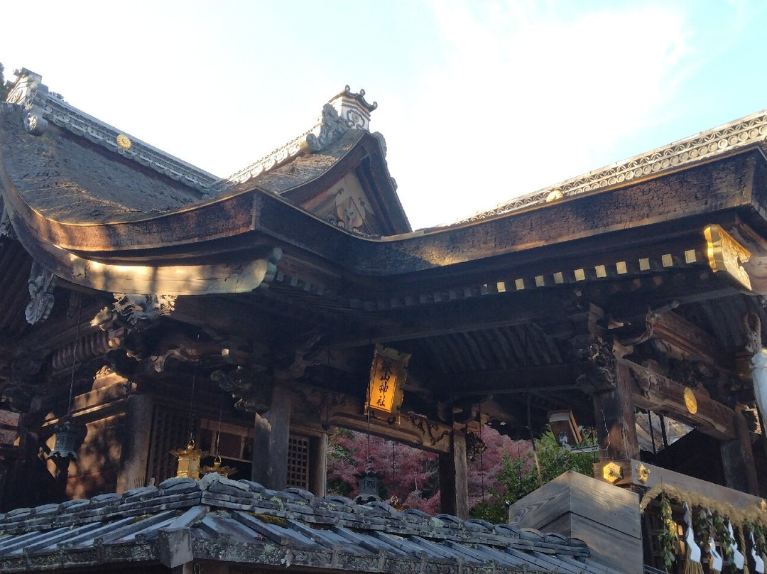 Kuwayama Shrine-龟冈市必去景点