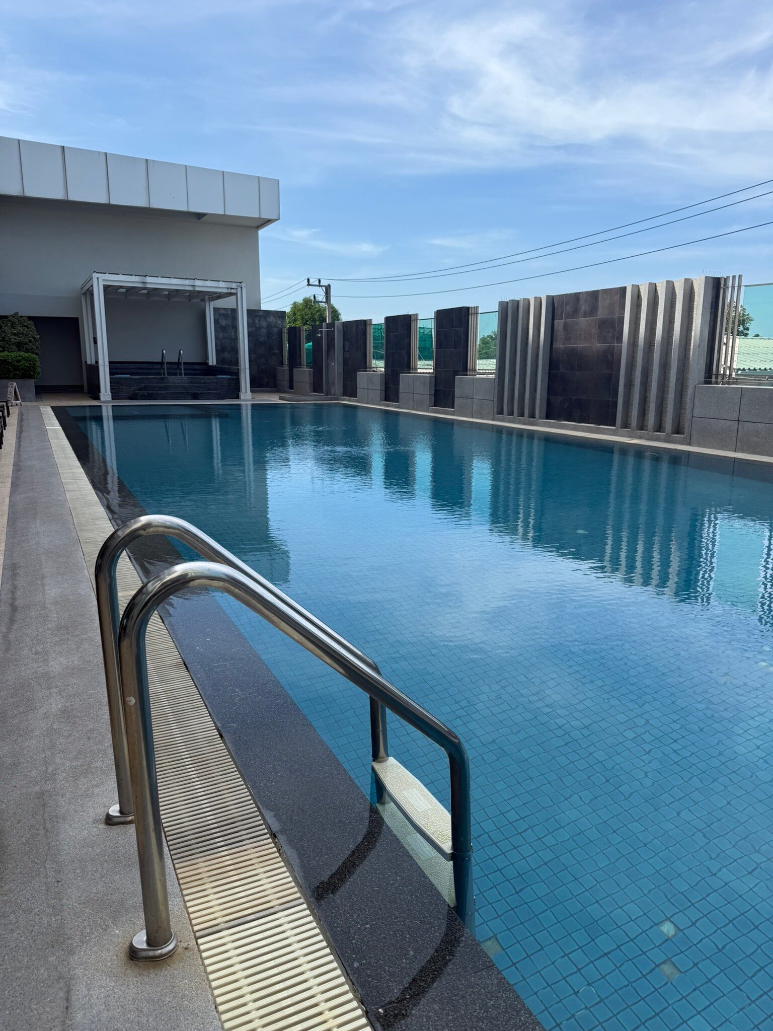 凯弥欧经典酒店，罗勇-官方