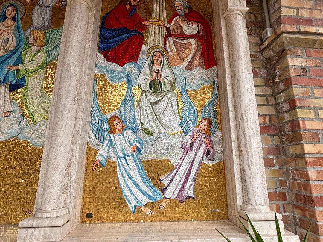 Santuario della Madonna dello Splendore-朱利亚诺瓦必去景点