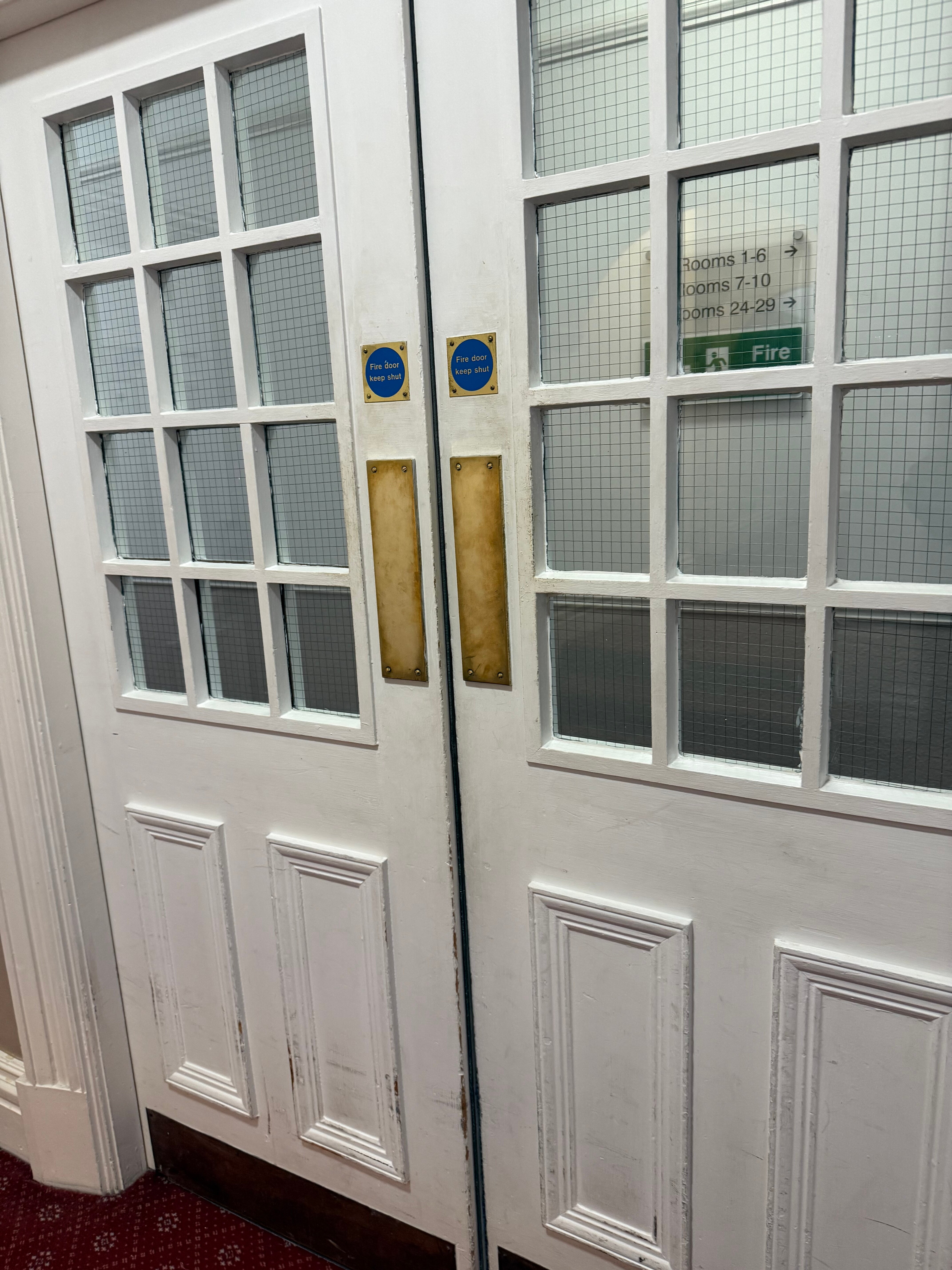 贝斯特韦斯特奇尔沃斯庄园酒店-官方