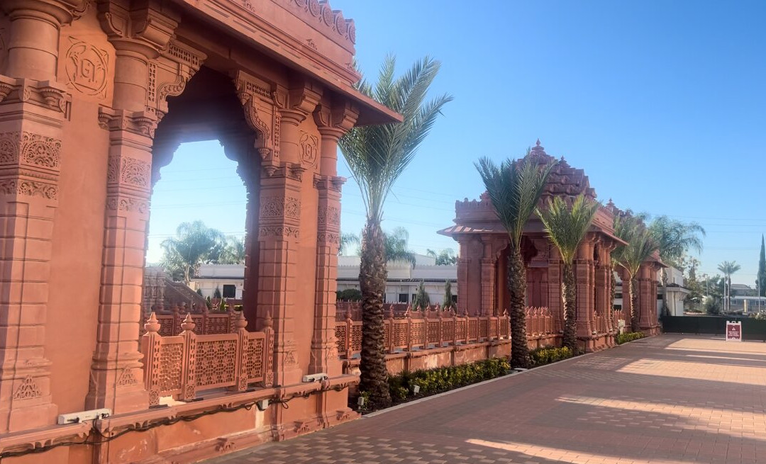 斯瓦米纳拉扬神庙-奇诺岗必去景点