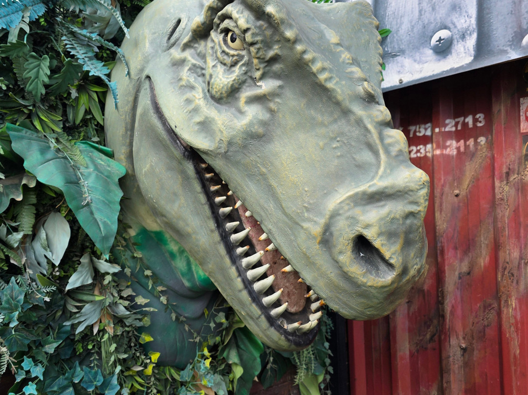 Biosfera Plaza Shopping and Leisure Centre-卡门港必去景点