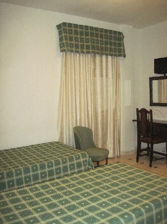 Hostal Avenida主图