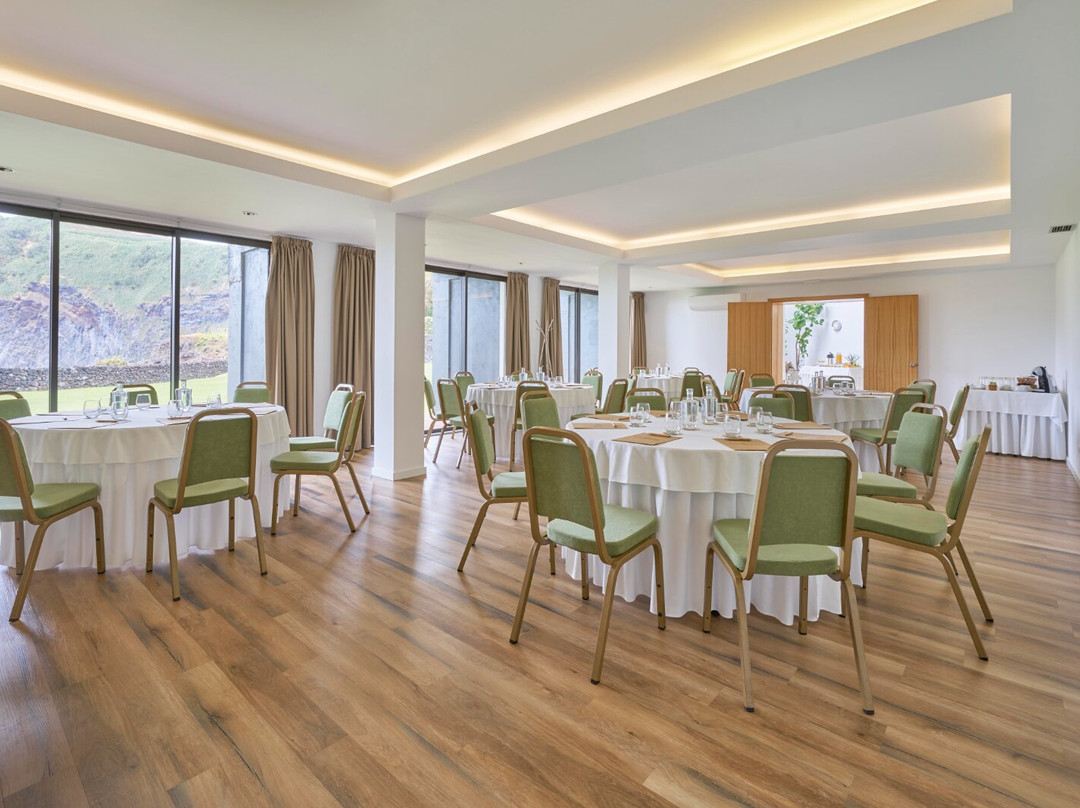 Caloura Hotel Resort主图