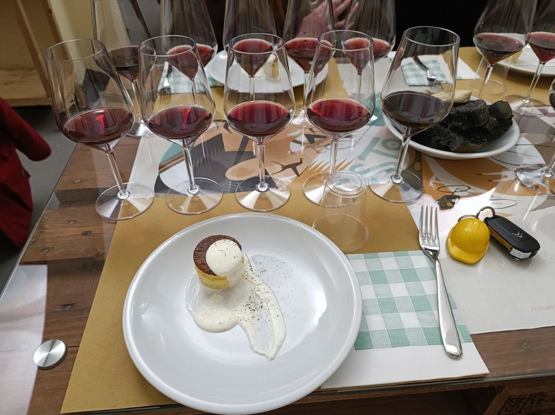 La Bollina-塞拉瓦莱斯克里维亚必去景点