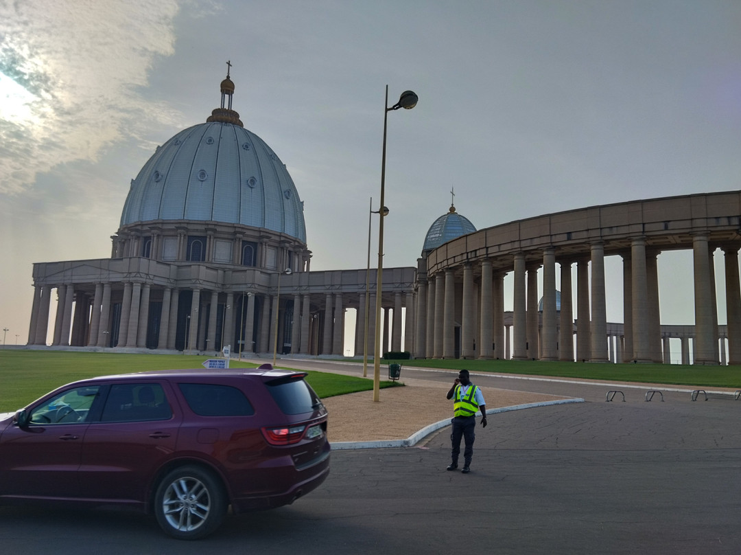 The Basilica of Our Lady of Peace-亚穆苏克罗必去景点