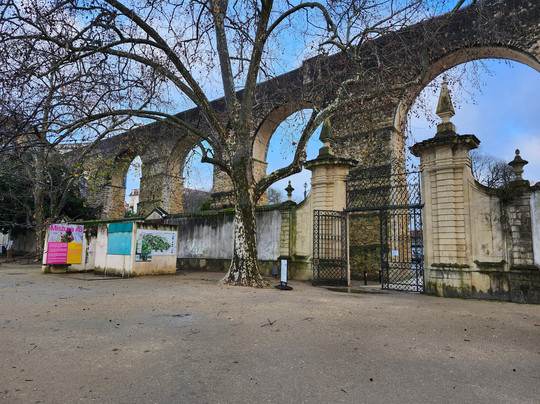 São Sebastião Aqueduct-科英布拉区必去景点