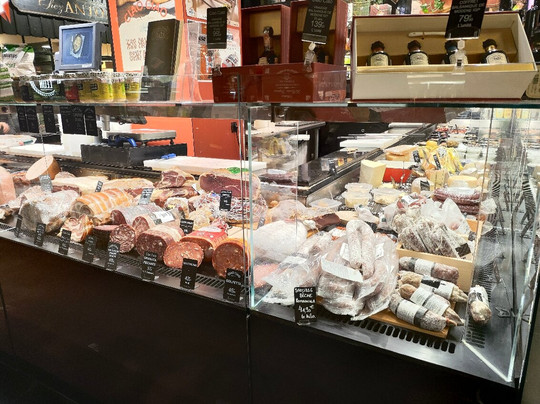 里昂美食市场-里昂必去景点