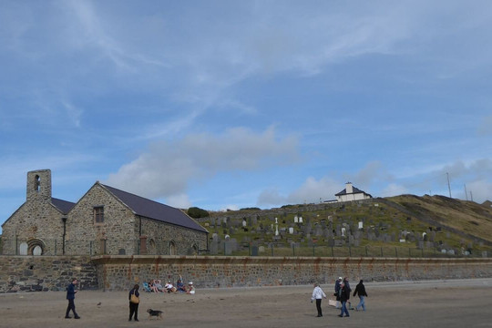 St Hywyn's Church-Aberdaron必去景点
