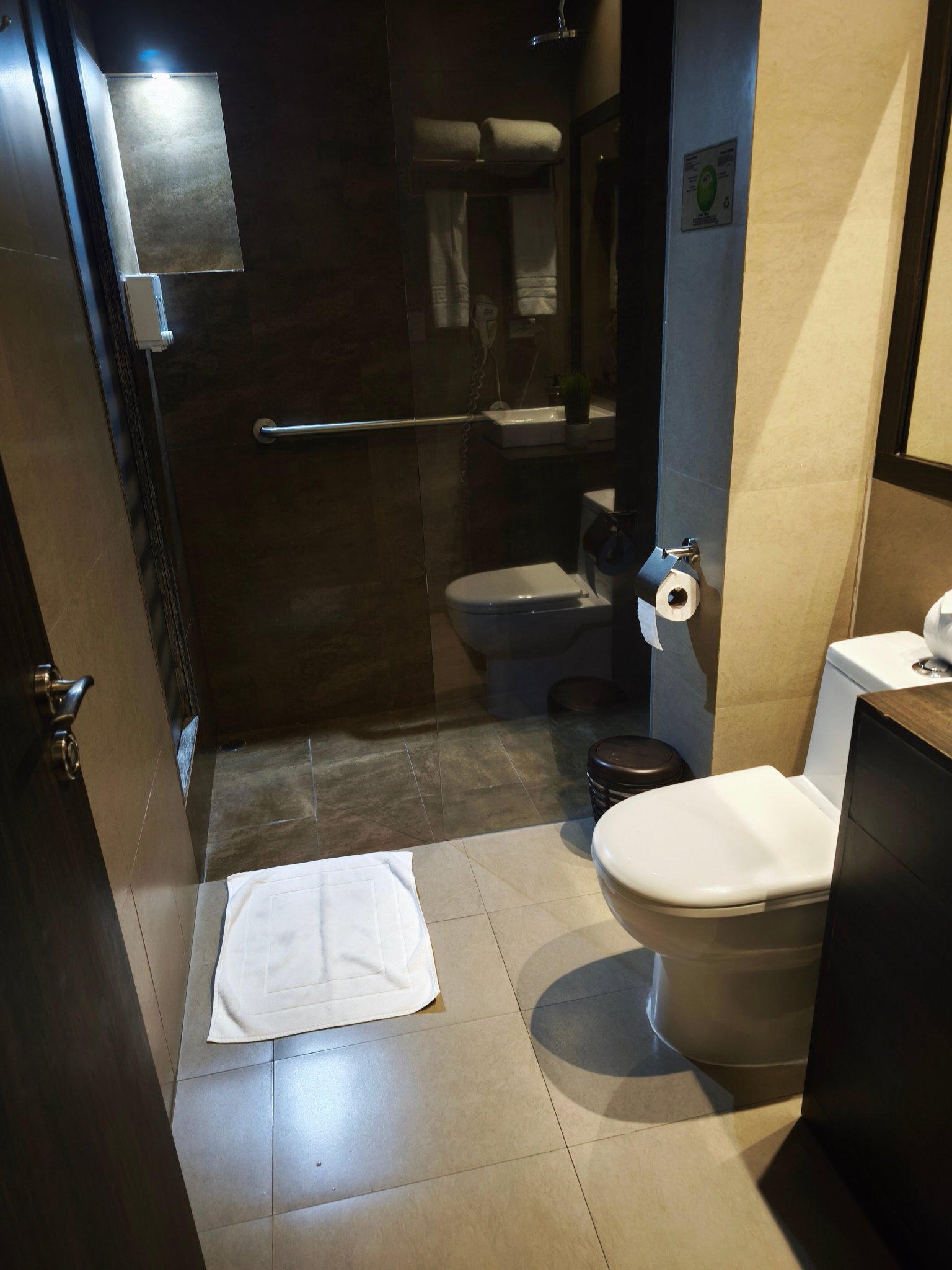 Galapagos Sunset Hotel-浴室