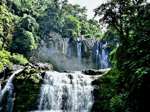 Waterfalls Heaven Costa Rica-哥斯达黎加安东尼奥国家公园必去景点