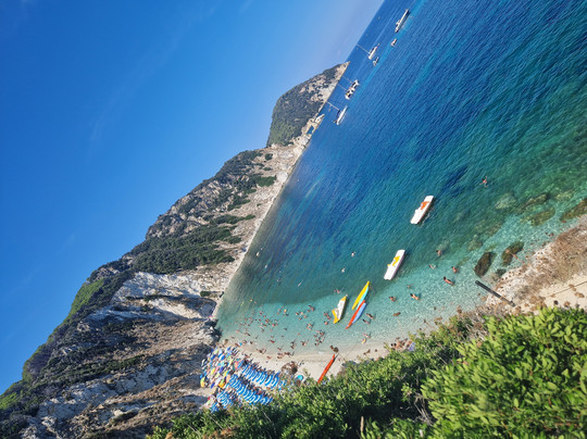 桑索内海滩-费拉约港必去景点