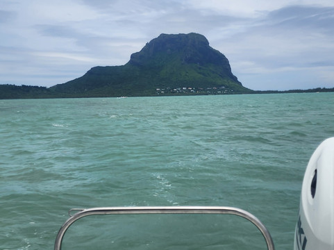 Vava Voom-巴拉克拉瓦必去景点