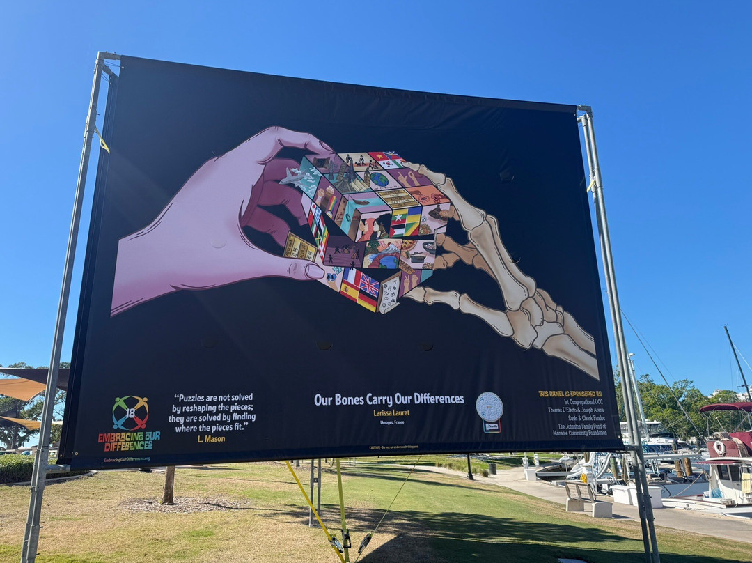 Embracing Our Differences-萨拉索塔必去景点