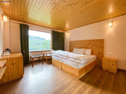 Hotel Batseri SANGLA