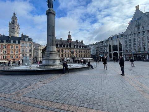布鲁塞尔大广场-里尔必去景点