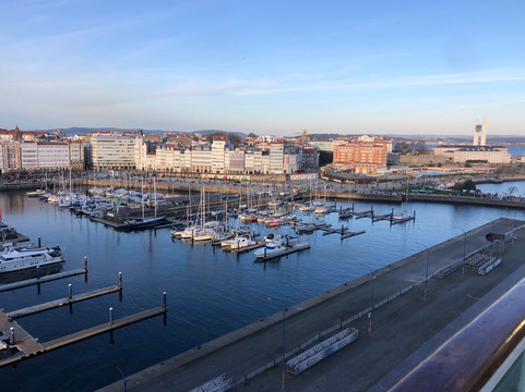 Avenida da Mariña-拉科鲁尼亚必去景点