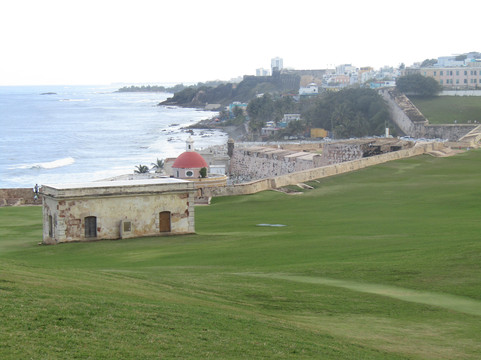 Santa Maria Magdalena de Pazzis Cemetery-圣胡安必去景点