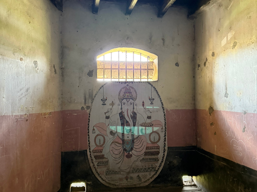 Kandy travel with sana-康提必去景点