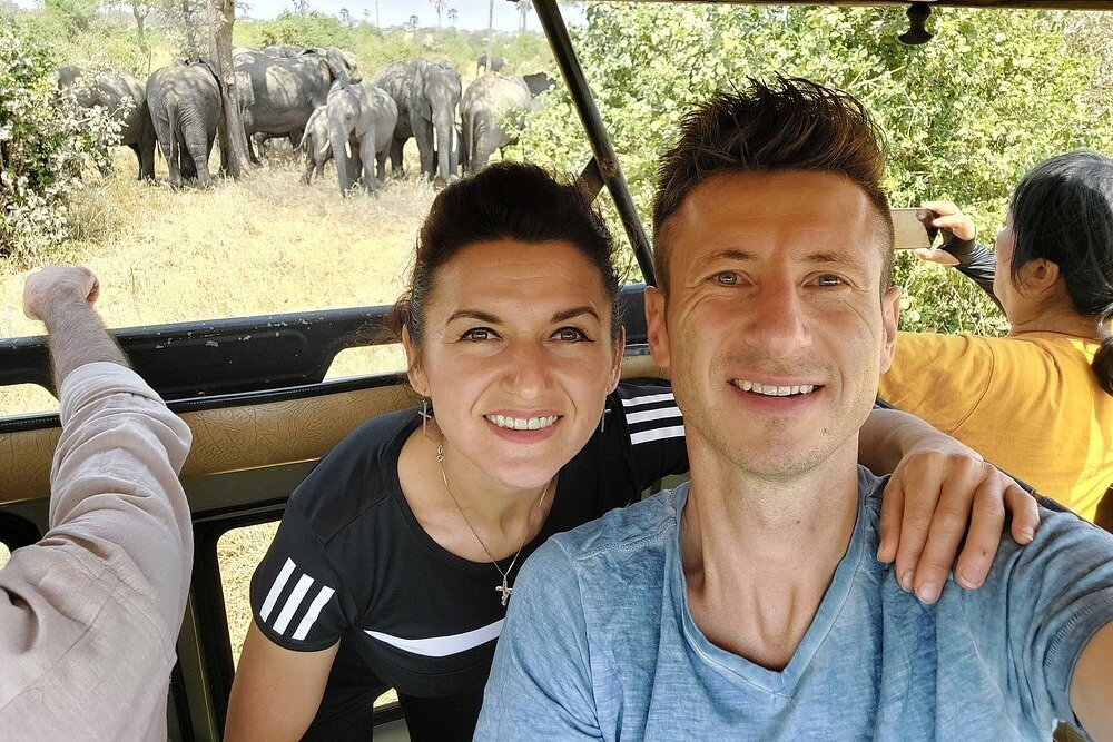 6-Day Group Camping Tour to Serengeti Wildebeest Migration