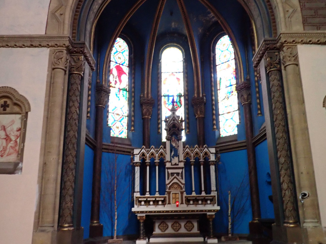 Église Saint-Rémi-沙勒维尔梅济耶尔必去景点