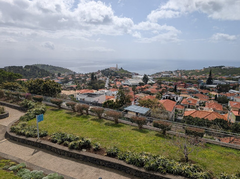Miradouro Pico Dos Barcelos-沙尔必去景点