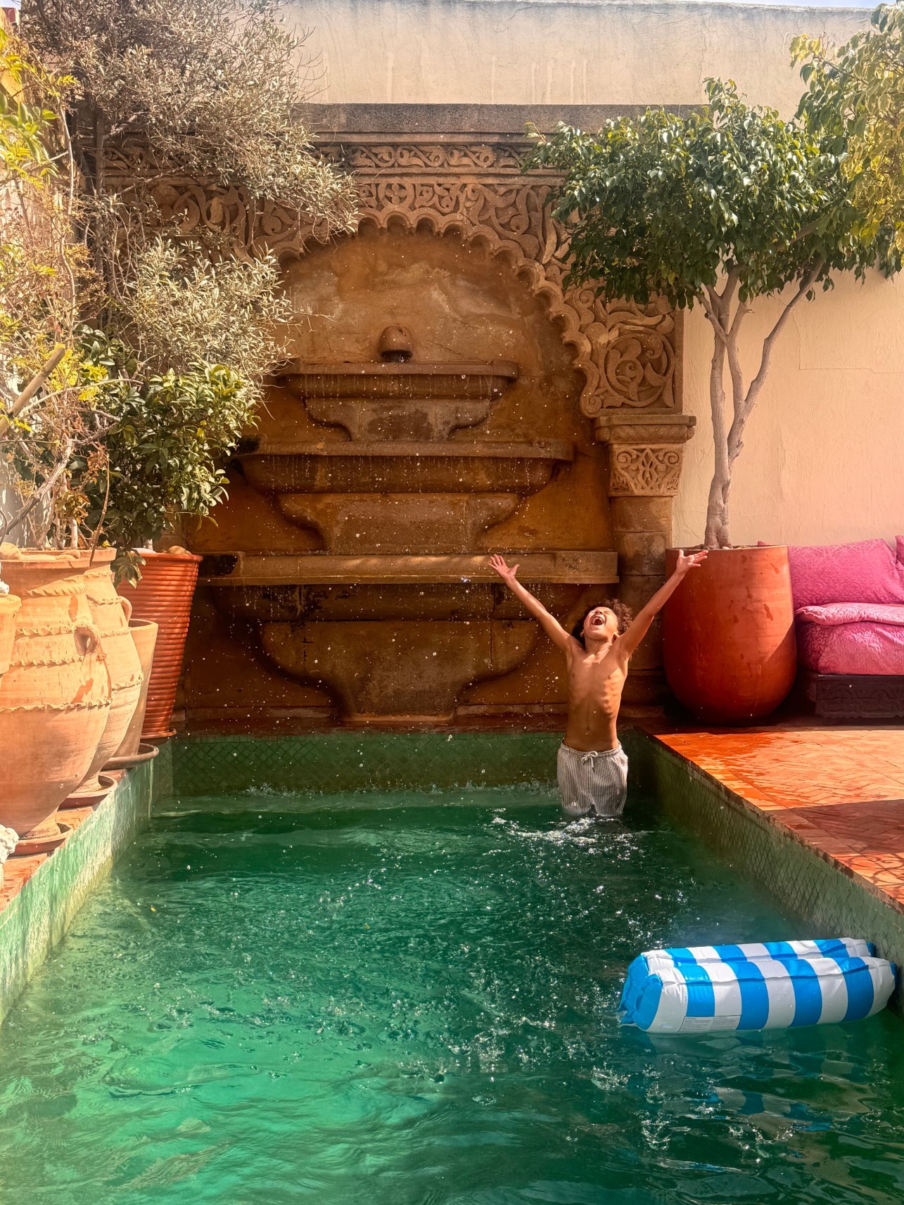 里亚德塔玛纳旅馆-官方