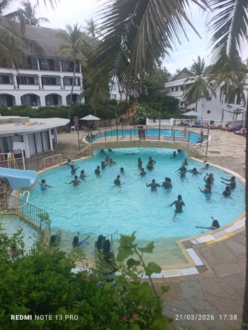 星际海滩度假村-官方