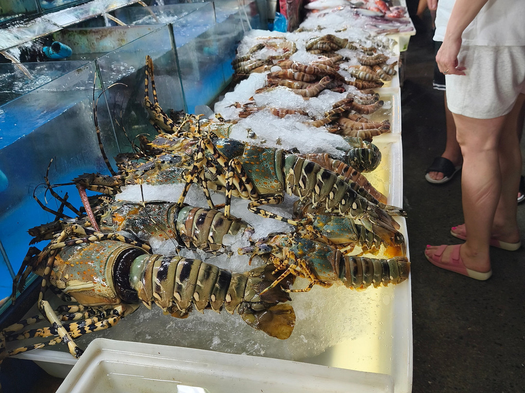 Bangla Night Market-芭东海滩必去景点