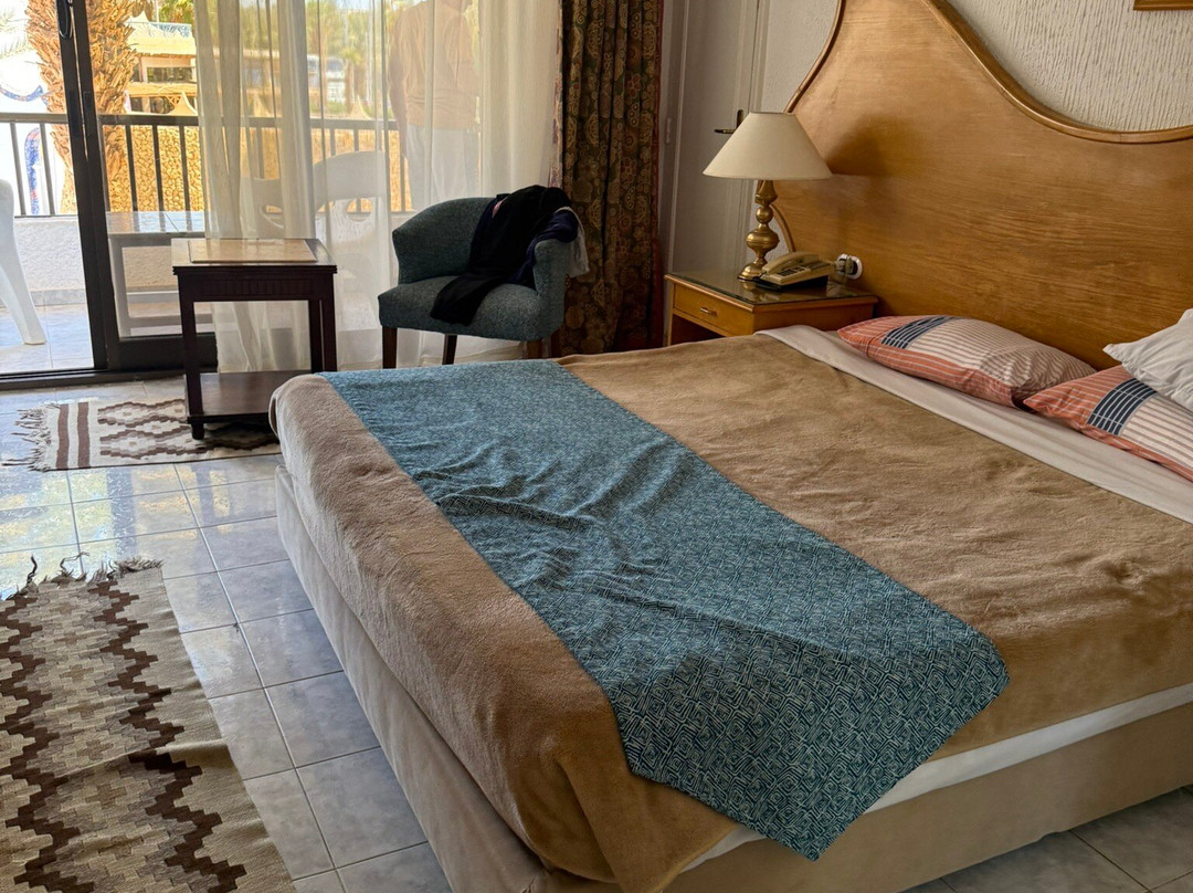 绿松石海滩酒店主图