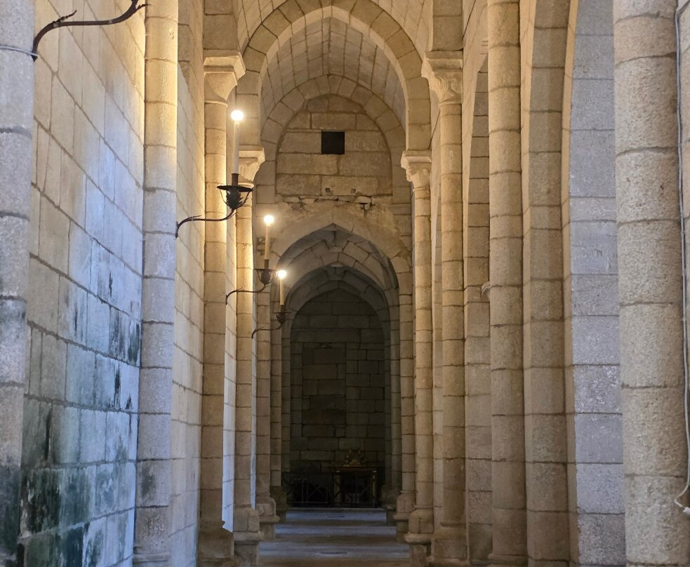 Monasterio de Oseira-San Cristovo de Cea必去景点