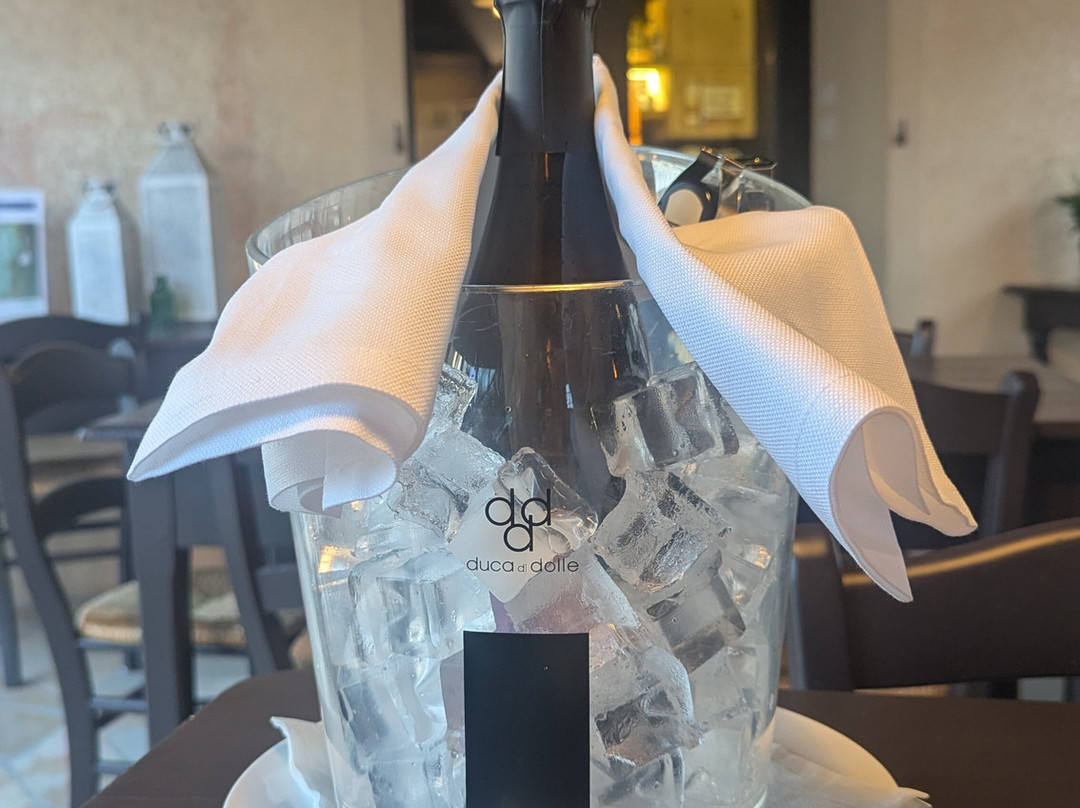 里莱斯度卡迪多尔酒店主图