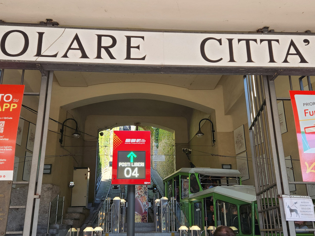Funicolare Bergamo Alta-贝加莫必去景点